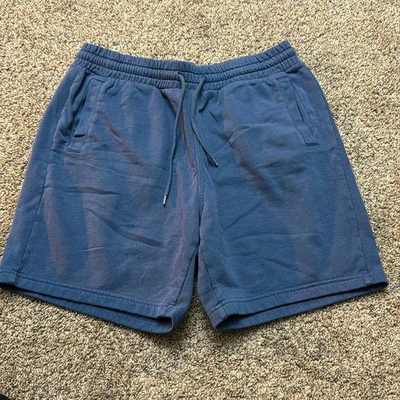 LIGHTLY USED: SWEAT-SHORTS 6 PACK. SIZE: L (WORN ONLY ONCE OR TWICE) - Picture 7 of 8
